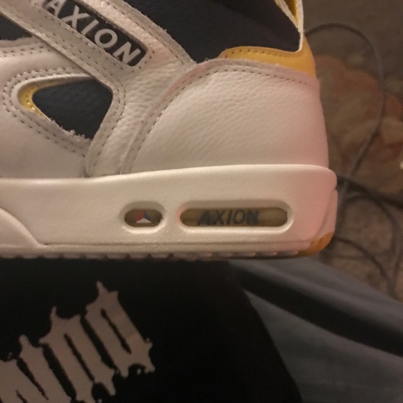 Vintage reissue Axion Genesis mid calf Skate shoes never worn, mint, size 11 men - Picture 4 of 12